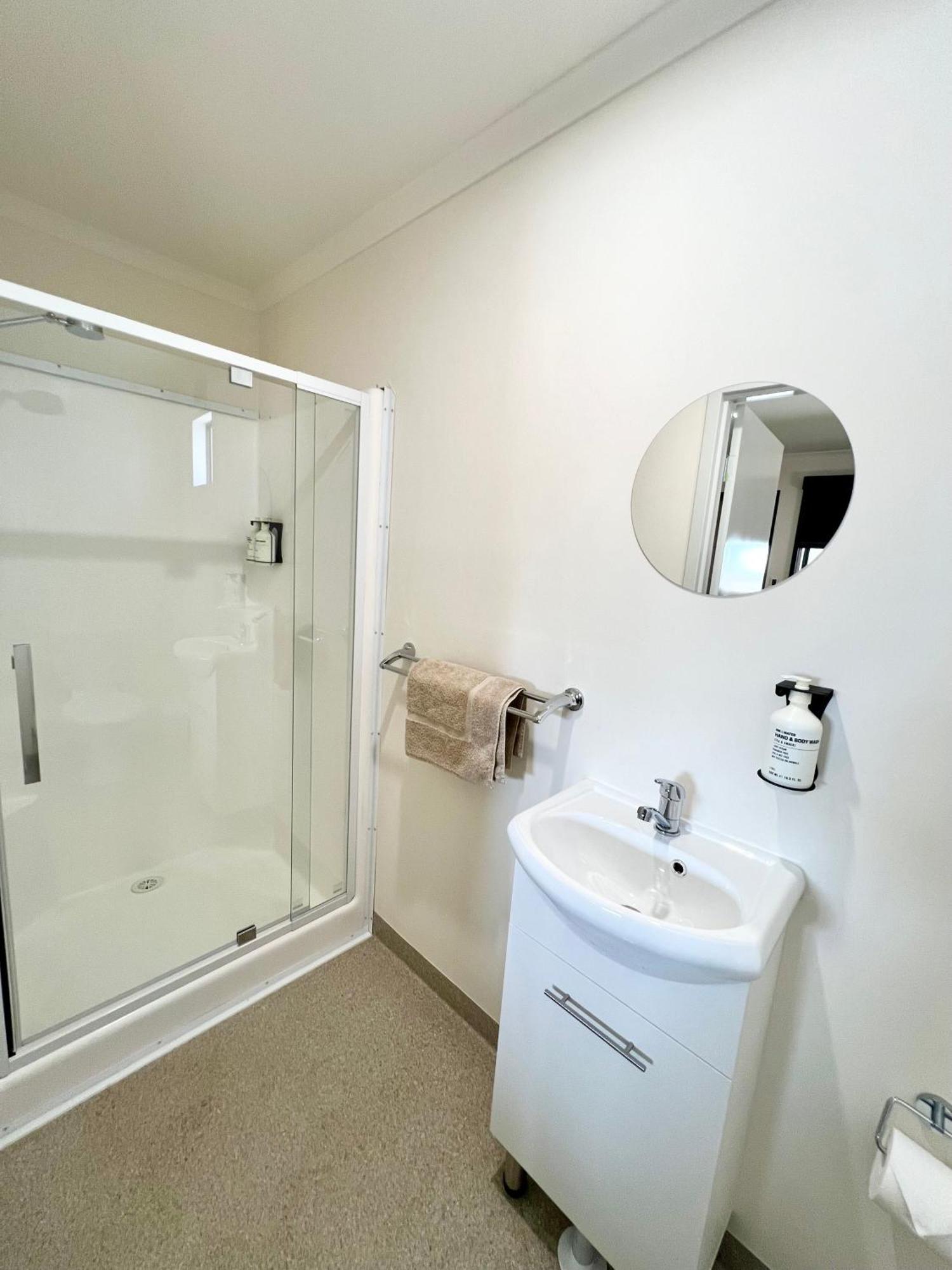 Sunset Beach Holiday Park Geraldton Buitenkant foto