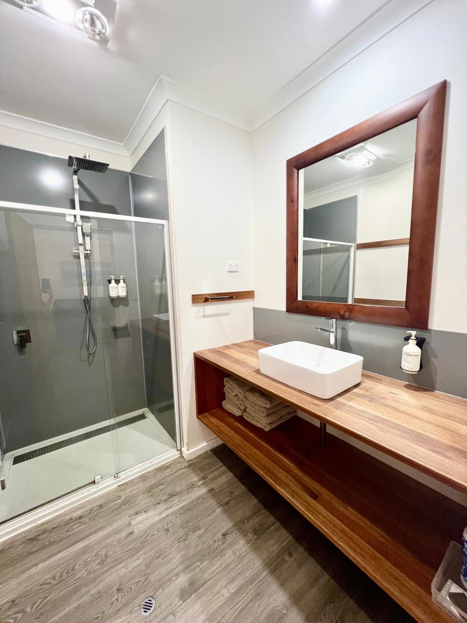 Sunset Beach Holiday Park Geraldton Buitenkant foto