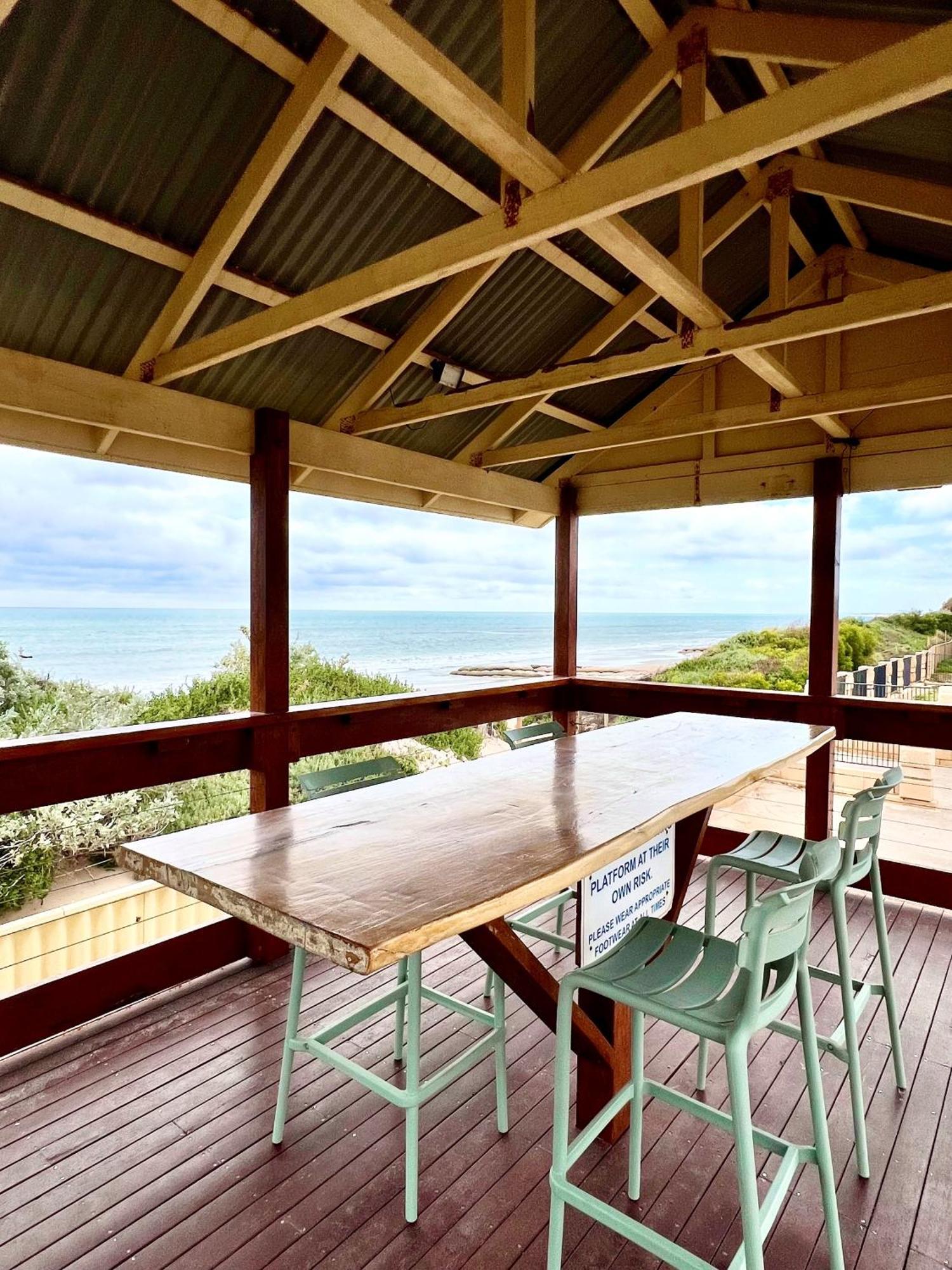 Sunset Beach Holiday Park Geraldton Buitenkant foto