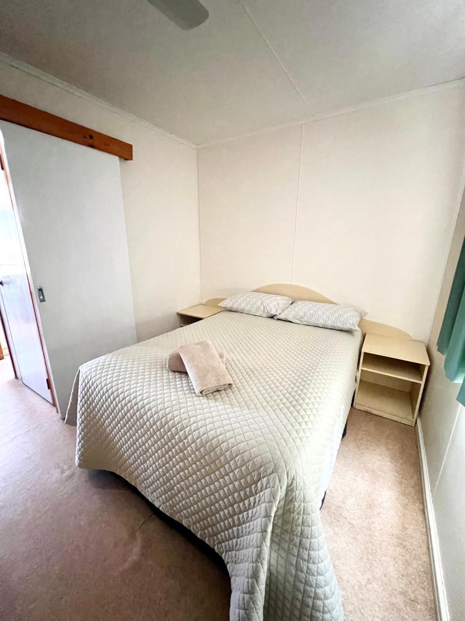 Sunset Beach Holiday Park Geraldton Buitenkant foto